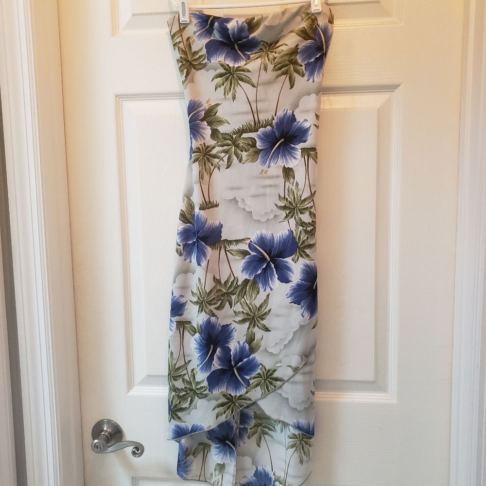 Topical Tube Top Dress